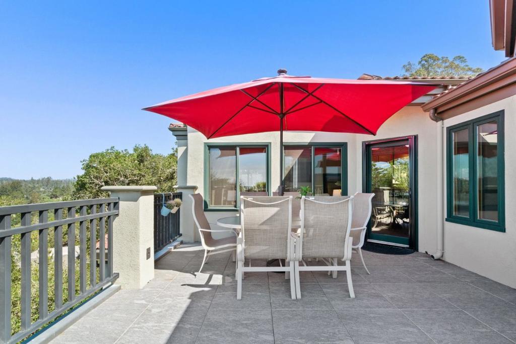 17 Kite Hill Road Property Photo 95