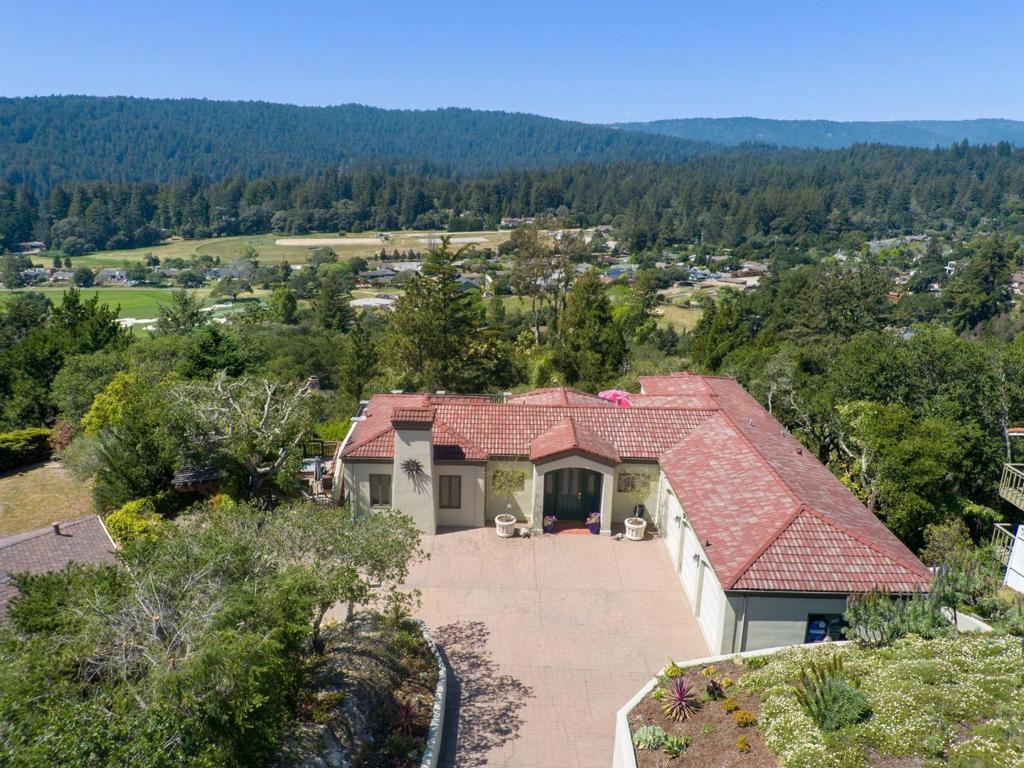 17 Kite Hill Road Property Photo 101