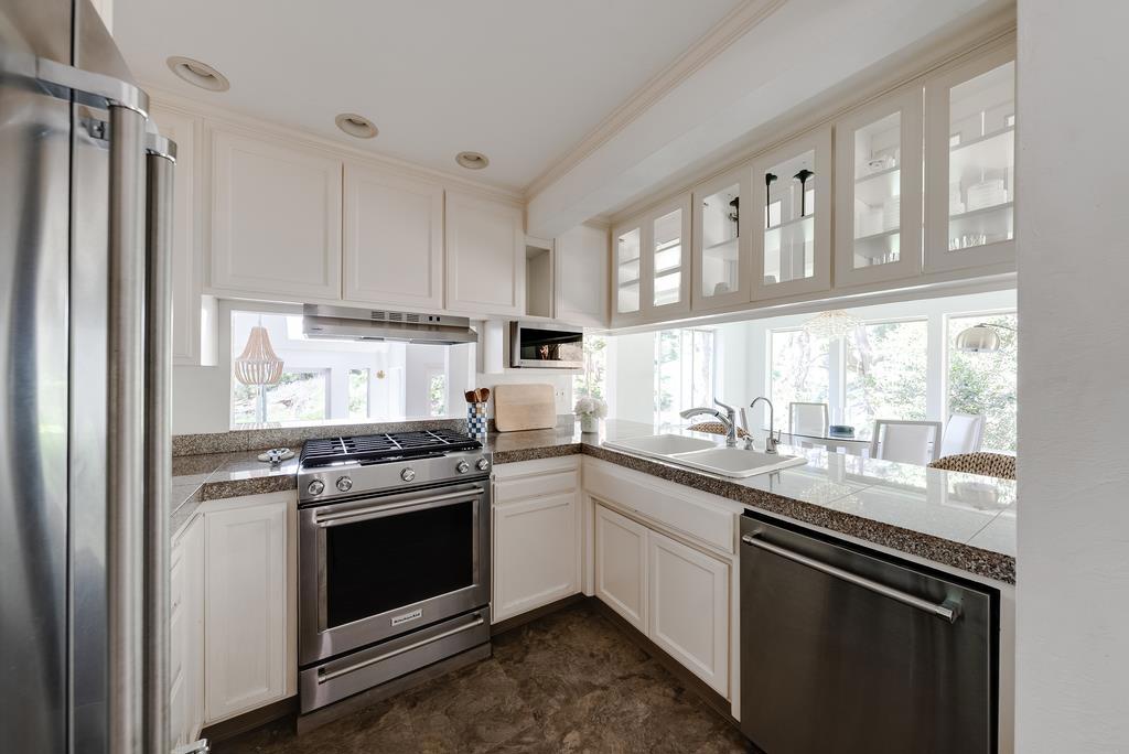 4192 Sunridge Road Property Photo 13