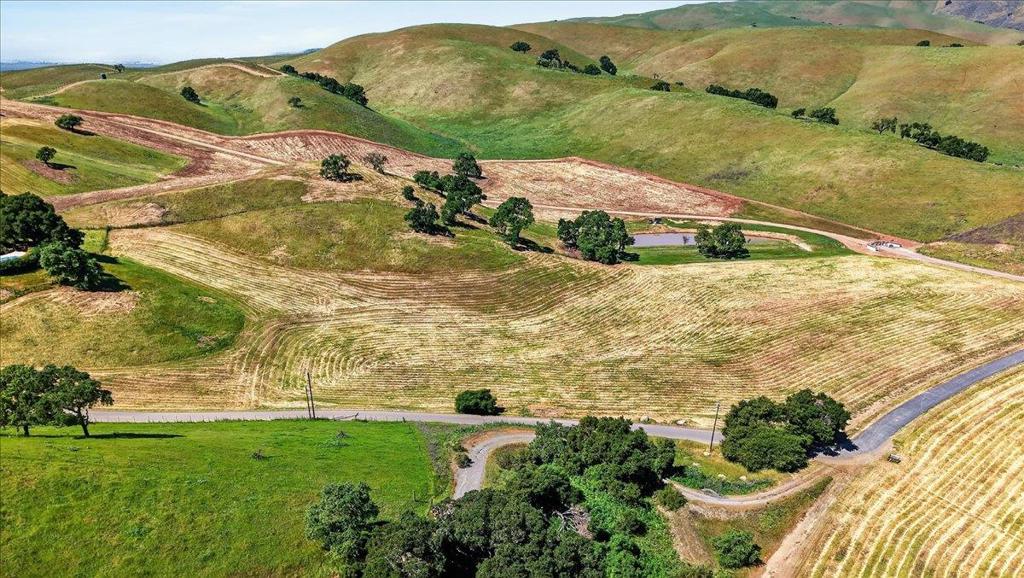 Pacheco Pass Hwy Property Photo 4