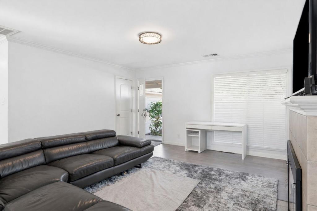 2170 Clarke Avenue Property Photo 10