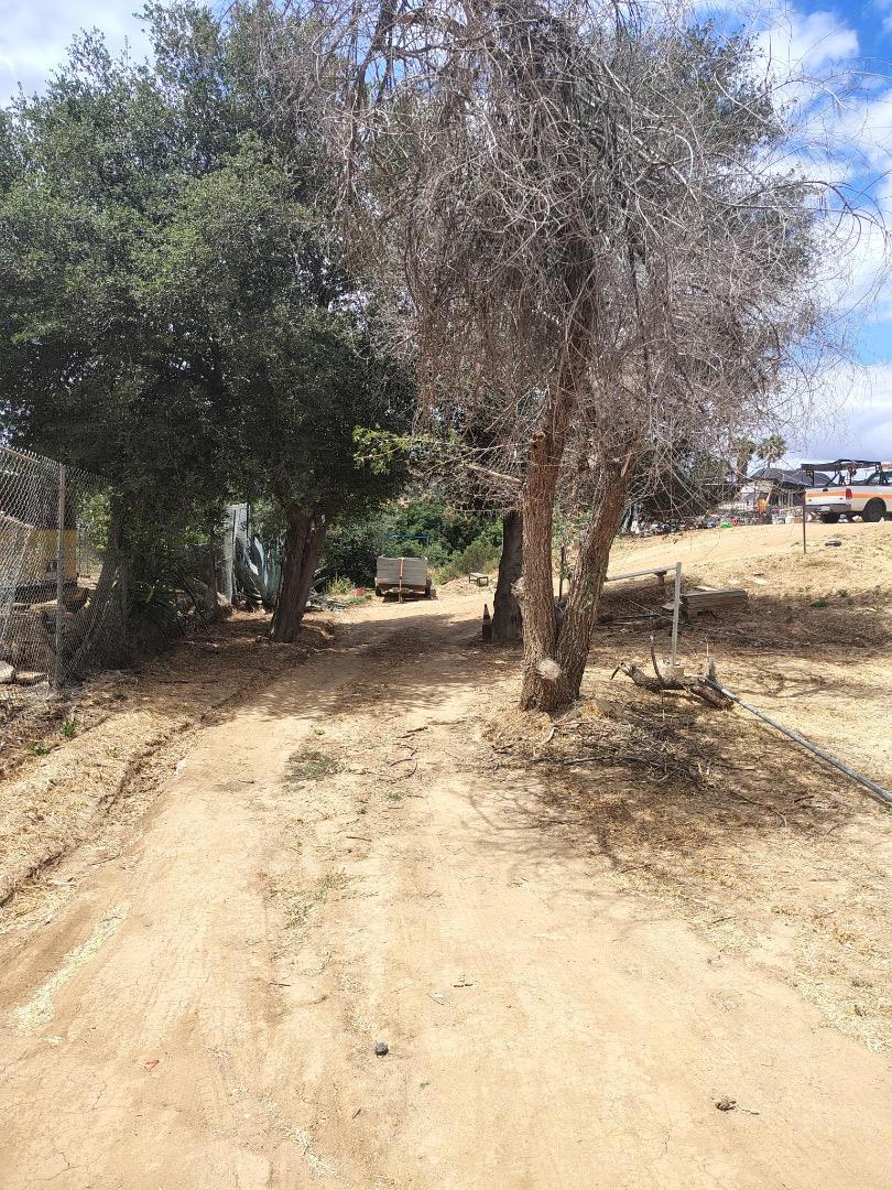 32788 Edwards Road Property Photo 2