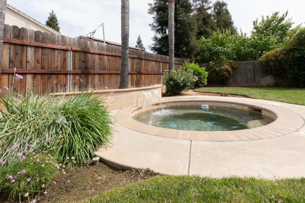 1827 N Joshua Avenue Property Photo 53