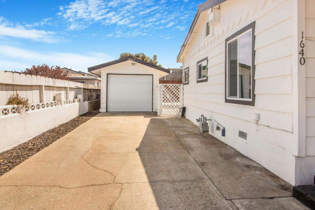 1640 Judson Street Property Photo 3