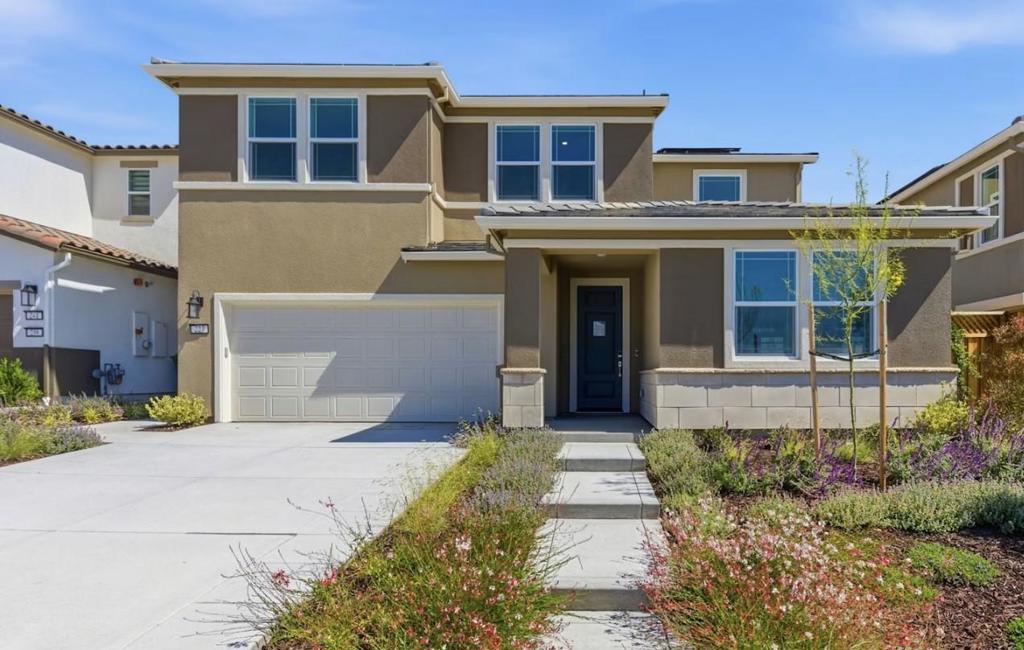 ML82042150 Property Photo 1