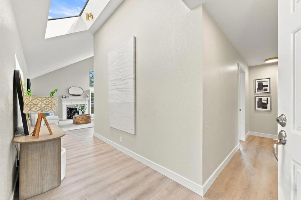 1217 Shoreline Drive Property Photo 6