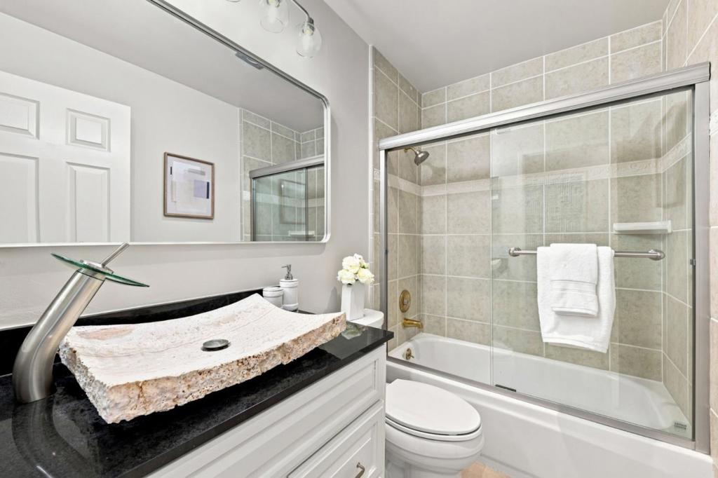 1217 Shoreline Drive Property Photo 32