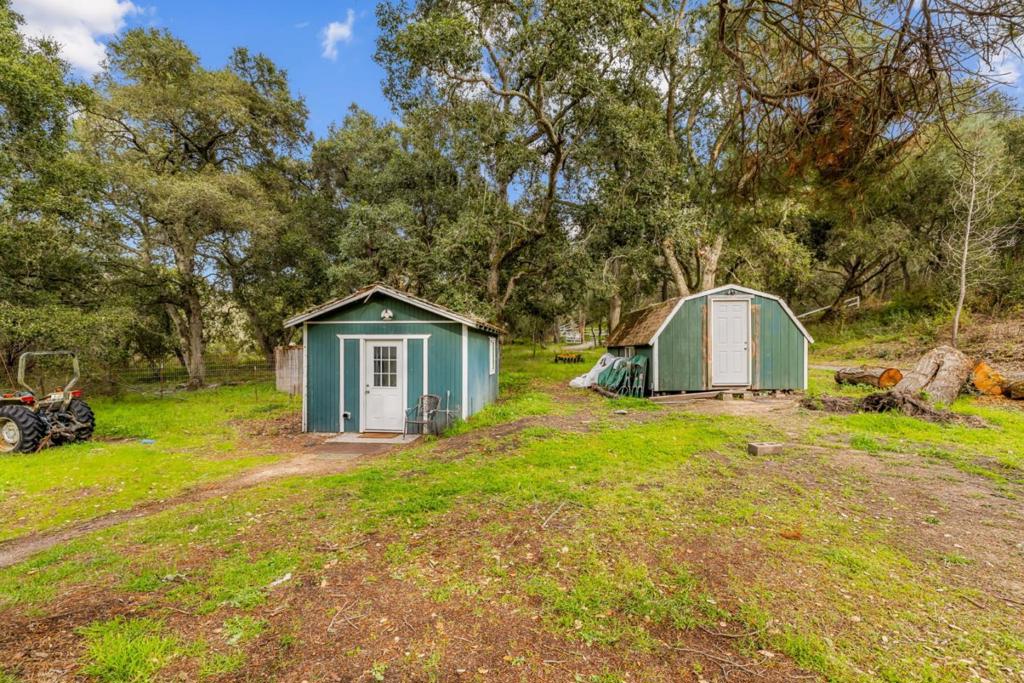 28750 Underwood Road Property Photo 12