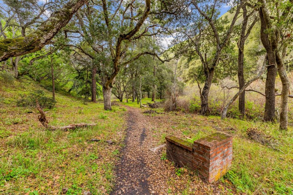 28750 Underwood Road Property Photo 30
