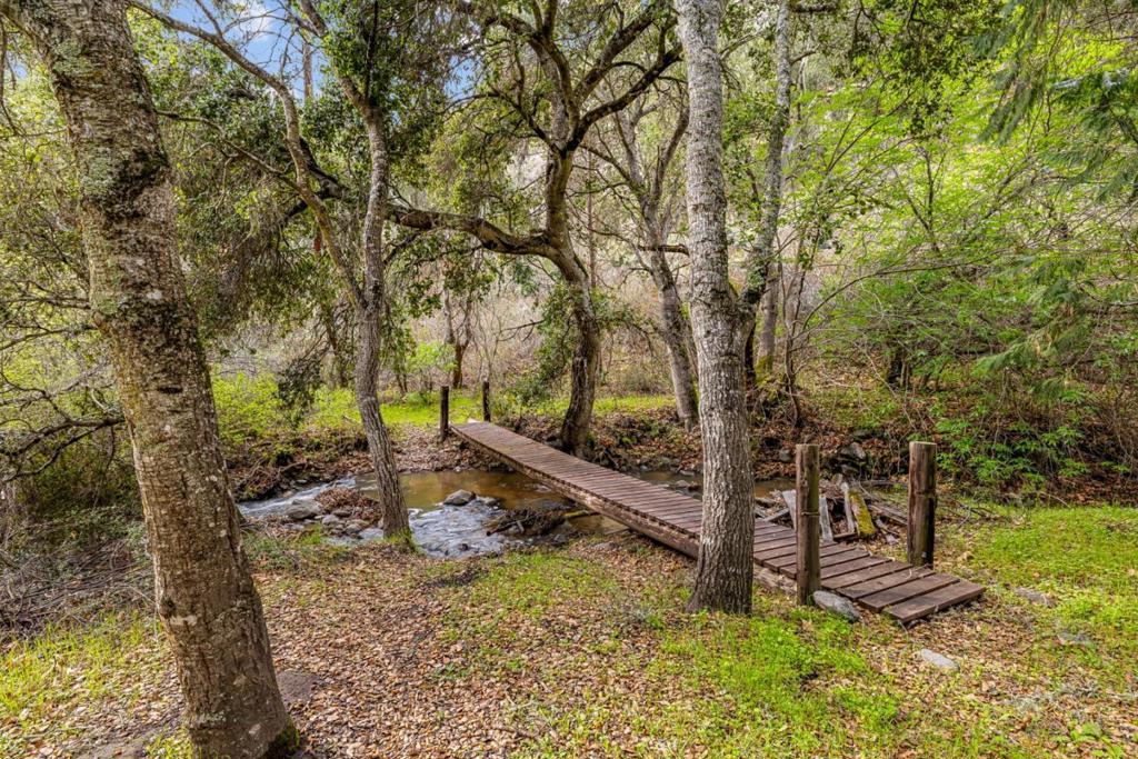 28750 Underwood Road Property Photo 32