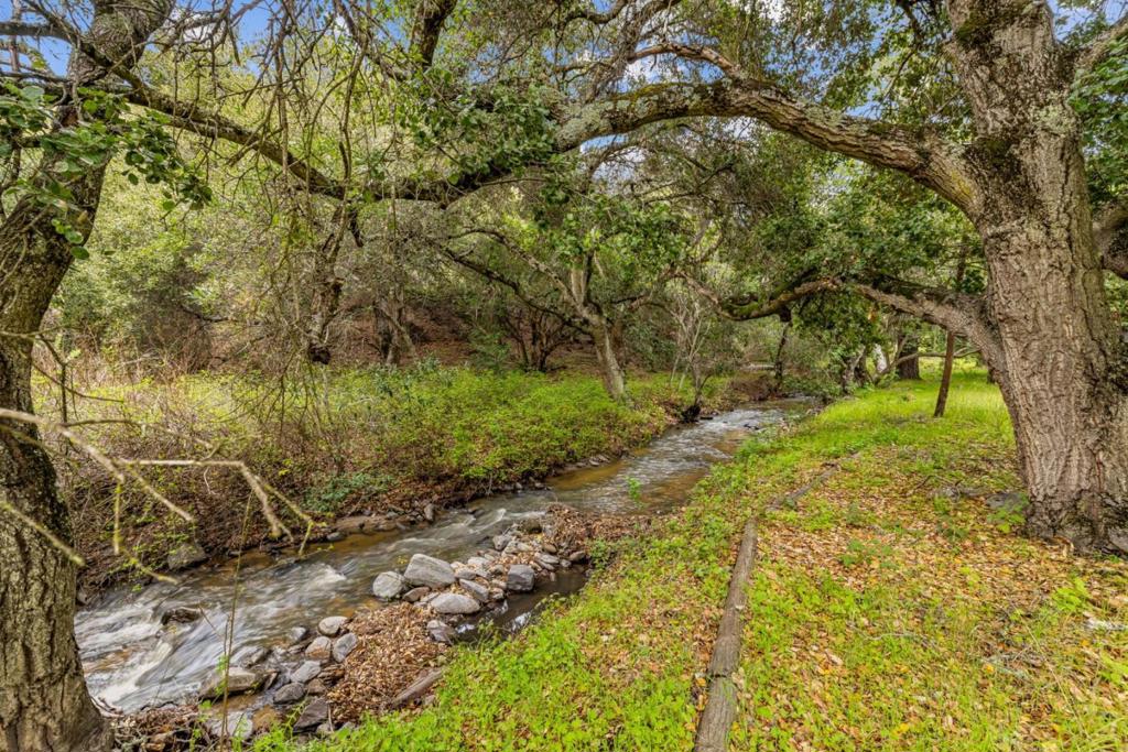 28750 Underwood Road Property Photo 39