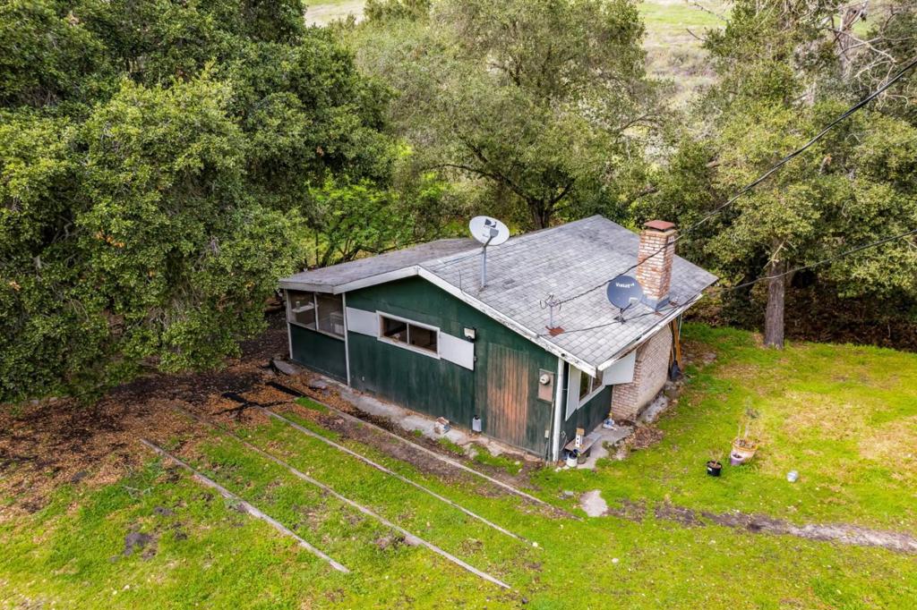 28750 Underwood Road Property Photo 40