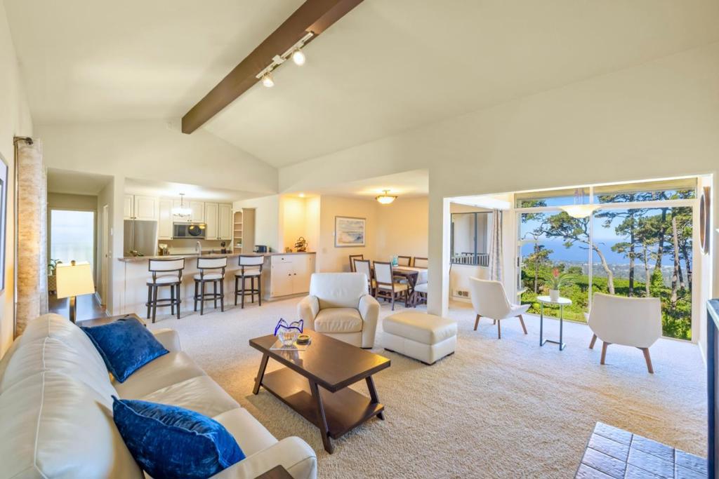 4 Ocean Pines Lane Property Photo 1