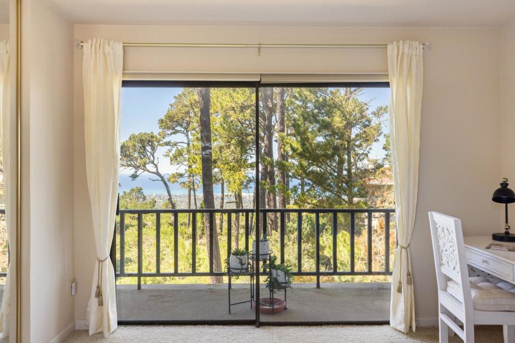 4 Ocean Pines Lane Property Photo 26