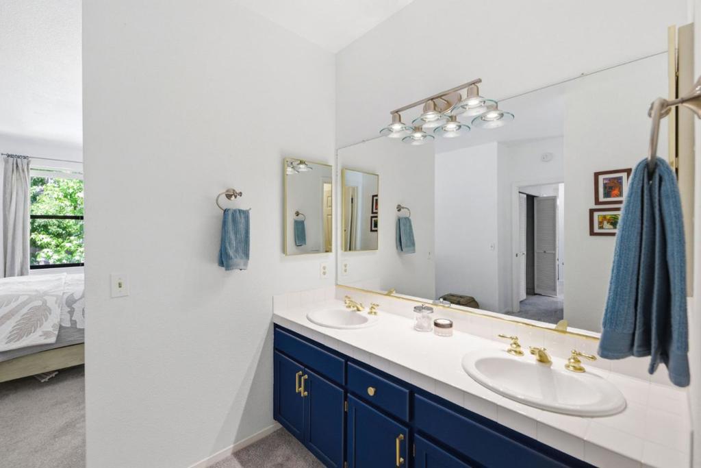 665 Cherry Avenue Property Photo 32