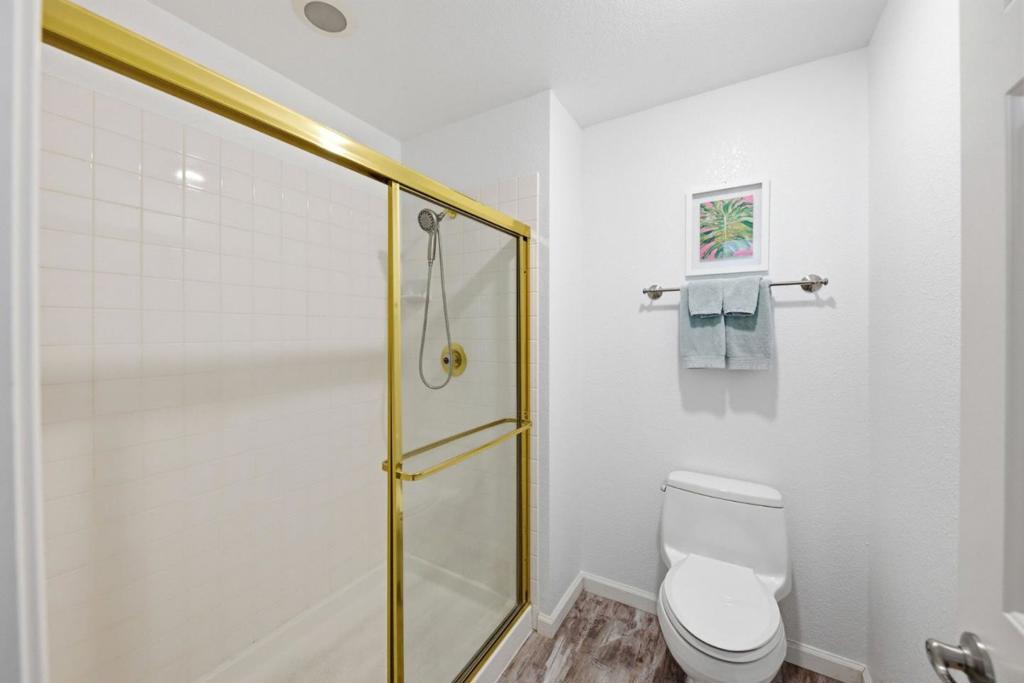 665 Cherry Avenue Property Photo 33