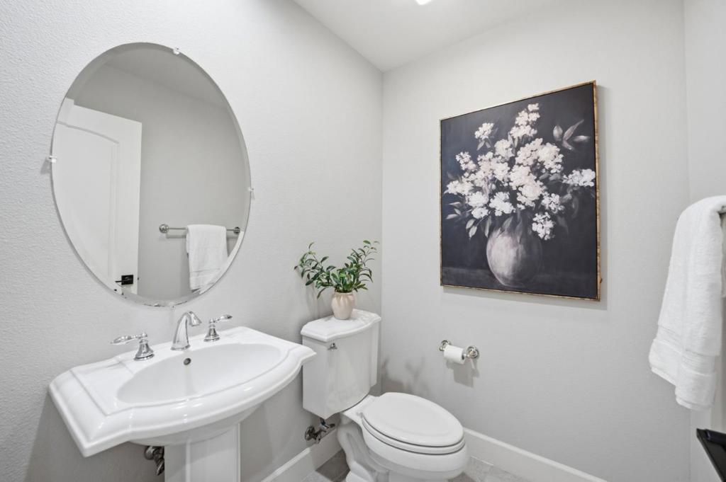 2645 Muirfield Way Property Photo 16