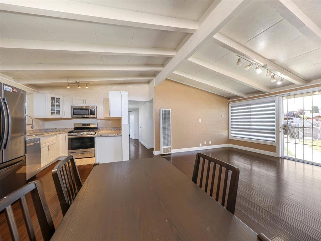 27894 Biscayne Avenue Property Photo 7