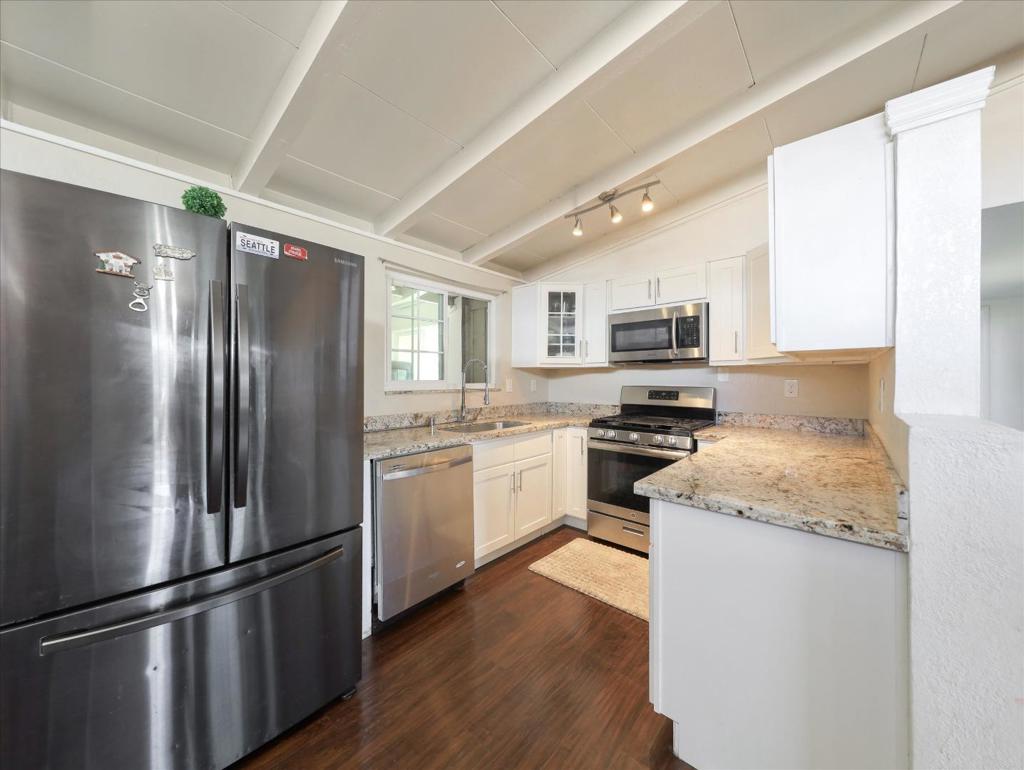 27894 Biscayne Avenue Property Photo 8