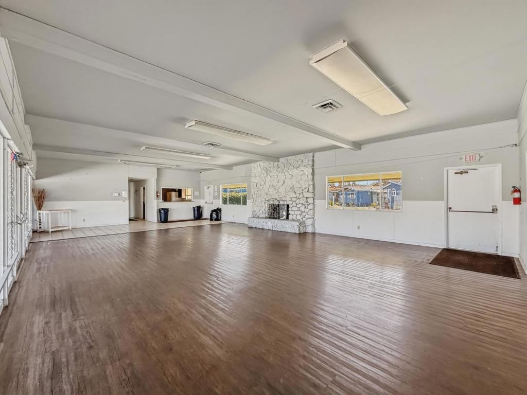 20 Russell Road 59 Property Photo 25