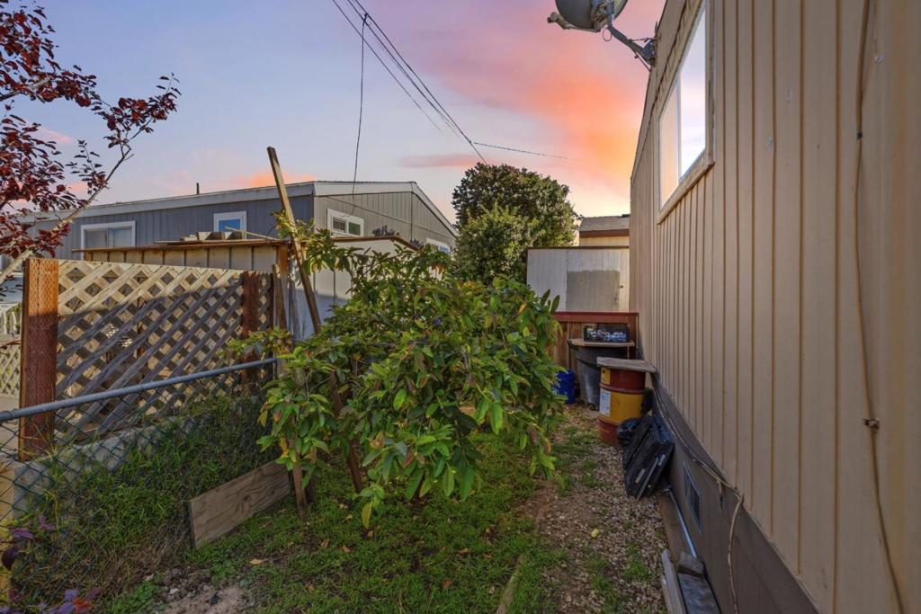 20 Russell Road 59 Property Photo 37
