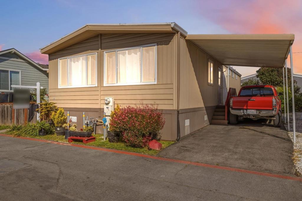 20 Russell Road 59 Property Photo 40