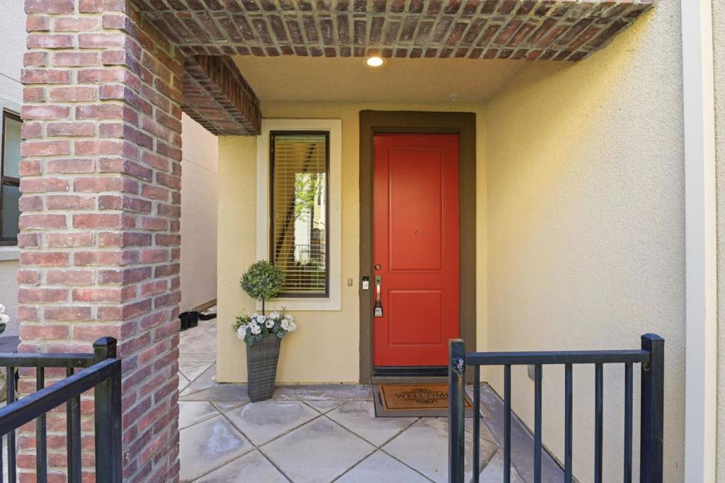 4028 Freestone Place Property Photo 1