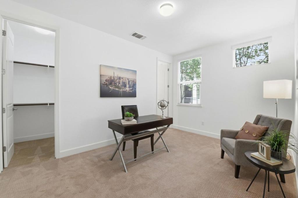 4028 Freestone Place Property Photo 10