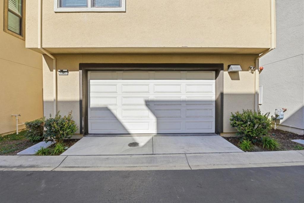 4028 Freestone Place Property Photo 39