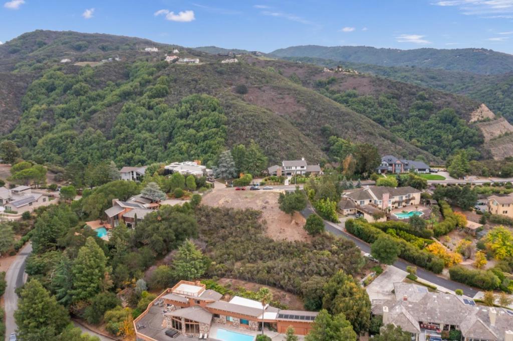 16363 Aztec Ridge Drive Property Photo 6