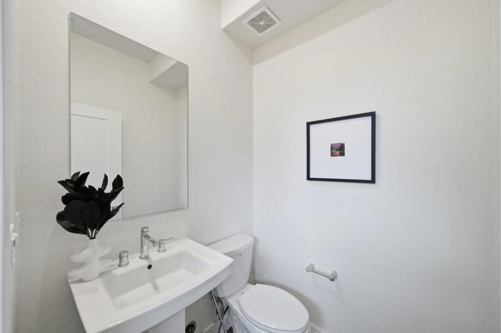 44808 Fremont Boulevard 1004 Property Photo 4