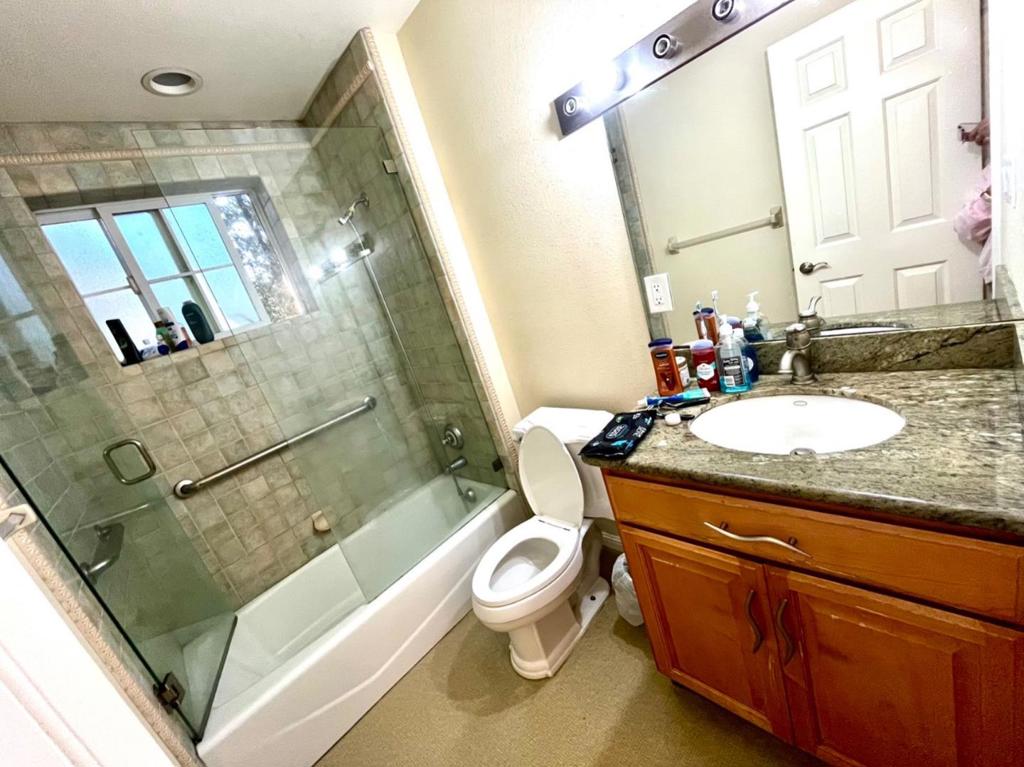 685 Sierra Point Road Property Photo 3