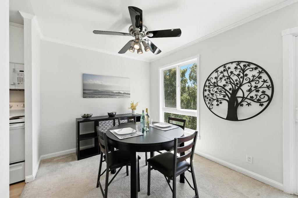 932 Peninsula Avenue 406 Property Photo 5