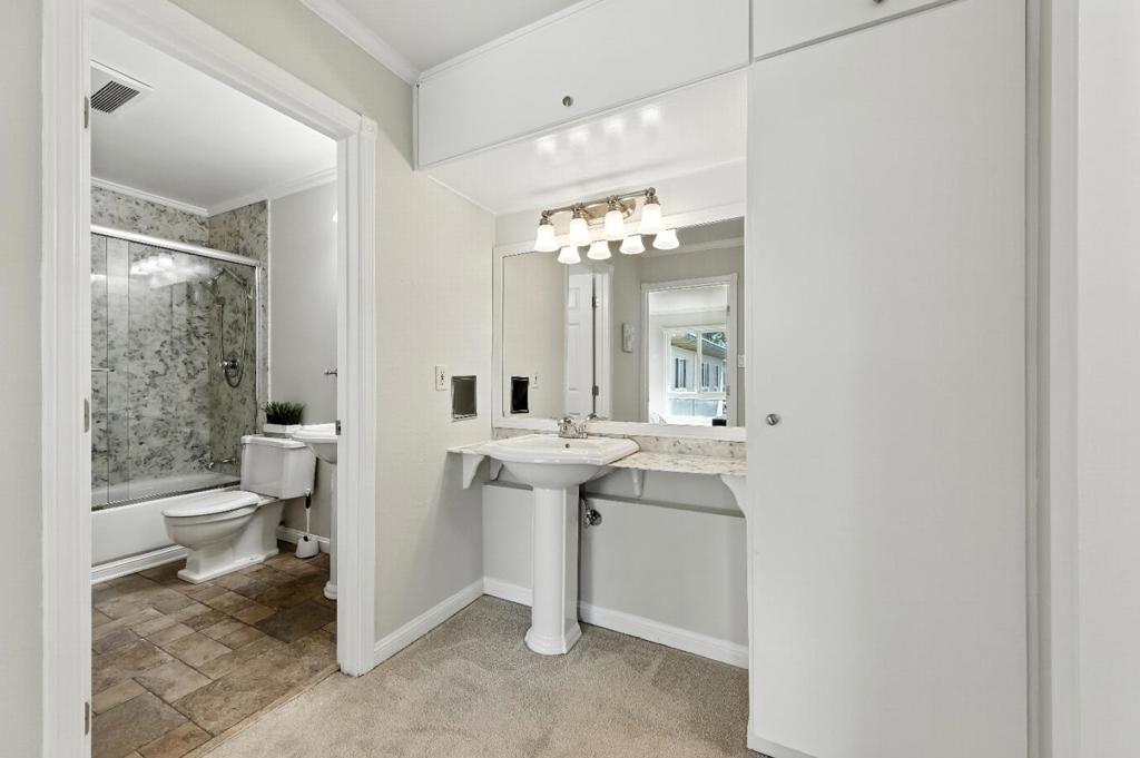 932 Peninsula Avenue 406 Property Photo 13