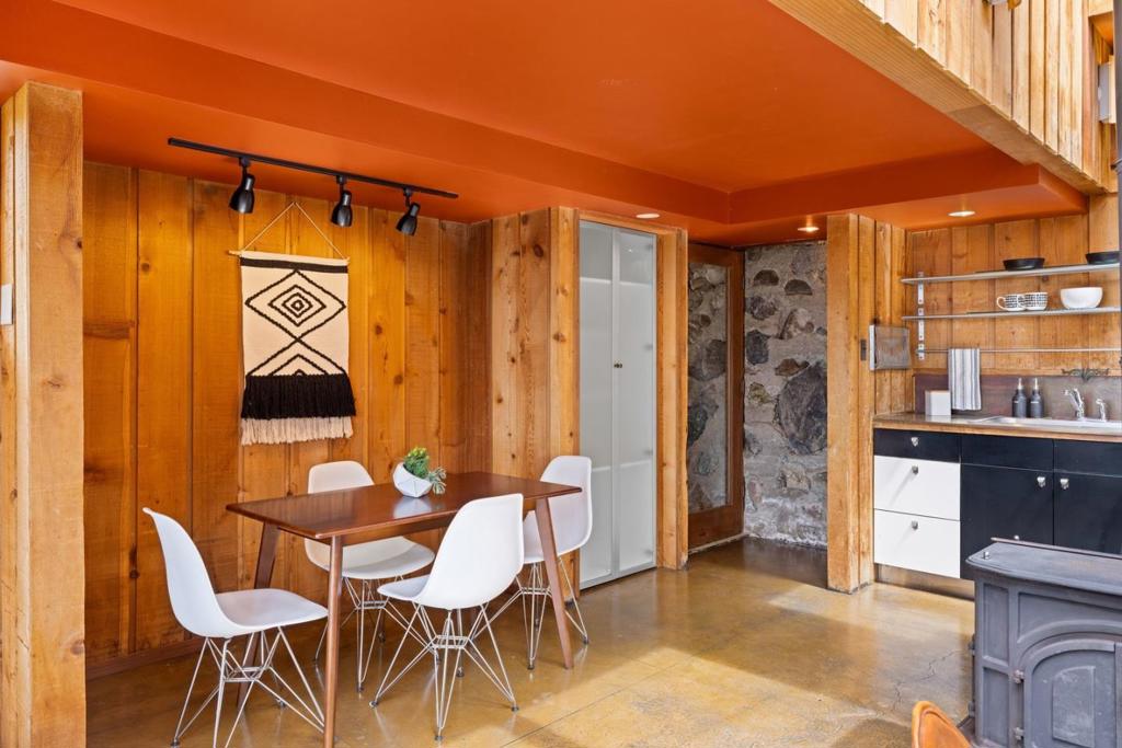 73 Mount Devon Road Property Photo 70