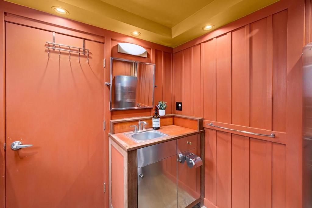 73 Mount Devon Road Property Photo 75