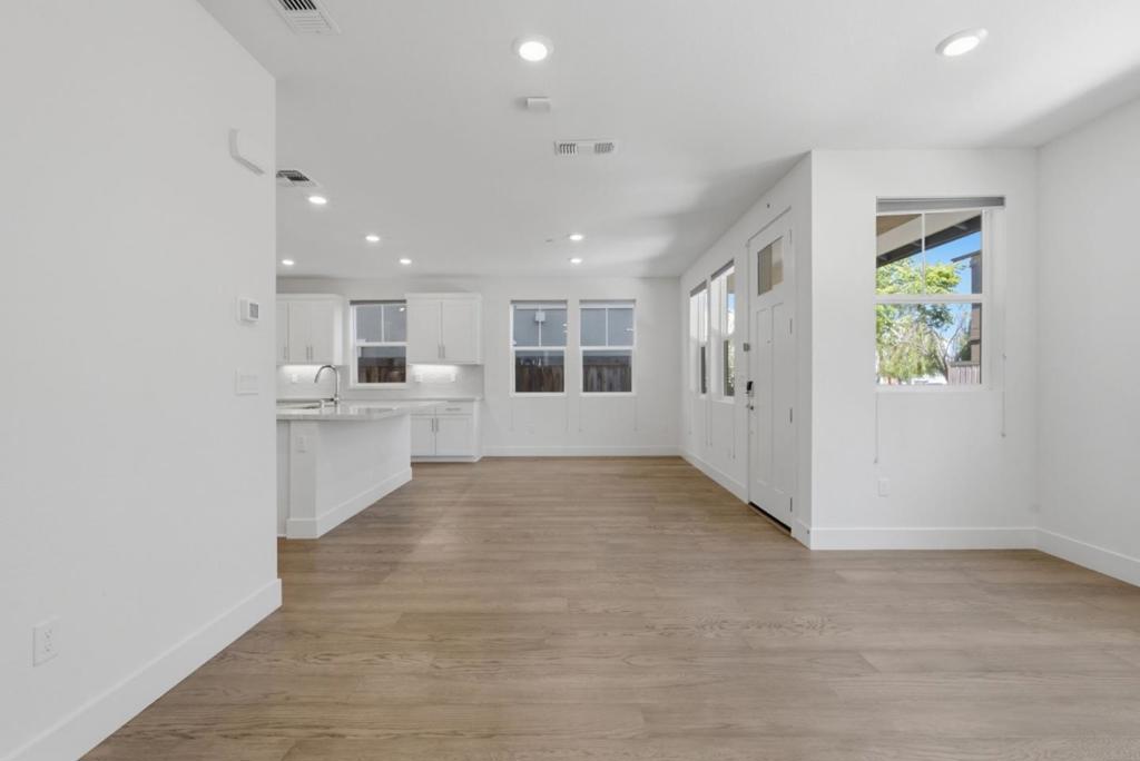 37906 Seafarer Road Property Photo 13