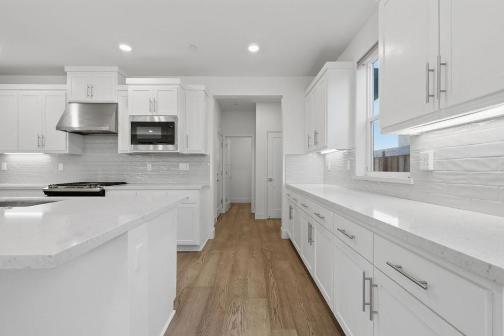 37906 Seafarer Road Property Photo 16