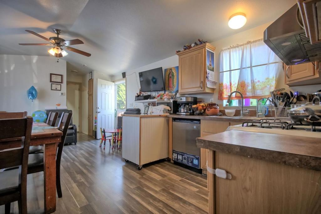 13532 Agua Dulce 182 Property Photo 6
