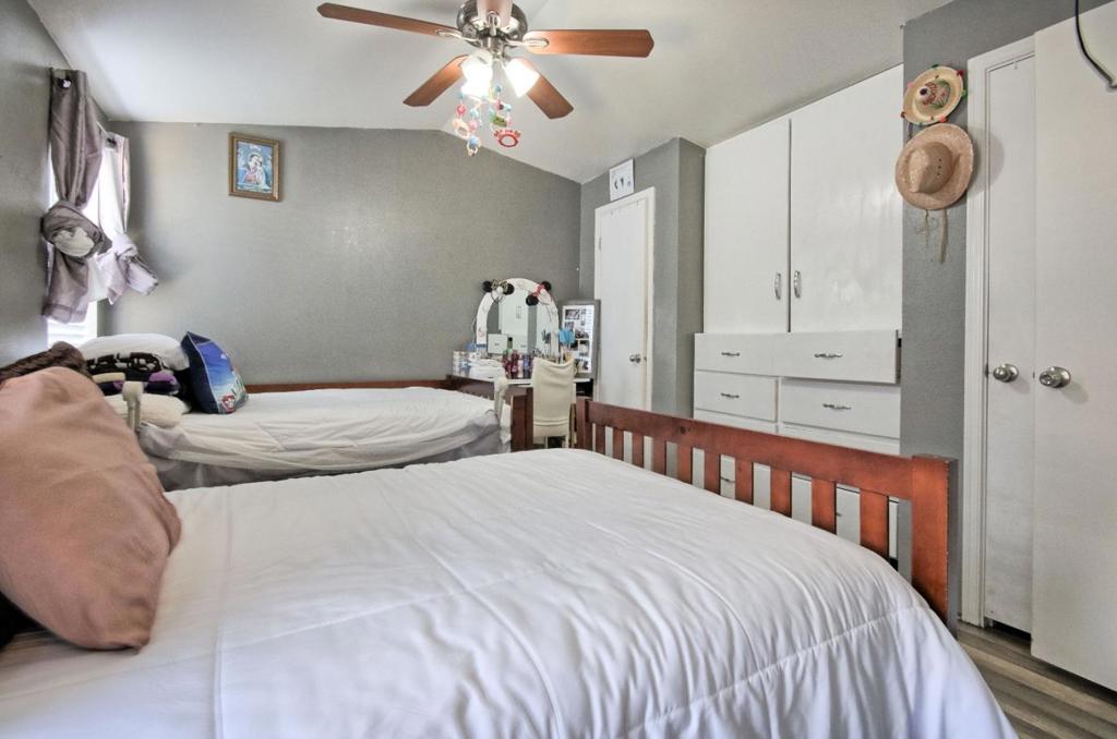 13532 Agua Dulce 182 Property Photo 9
