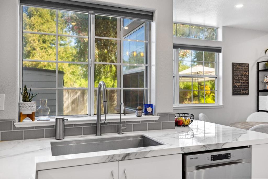 14390 Mountain Quail Road Property Photo 18