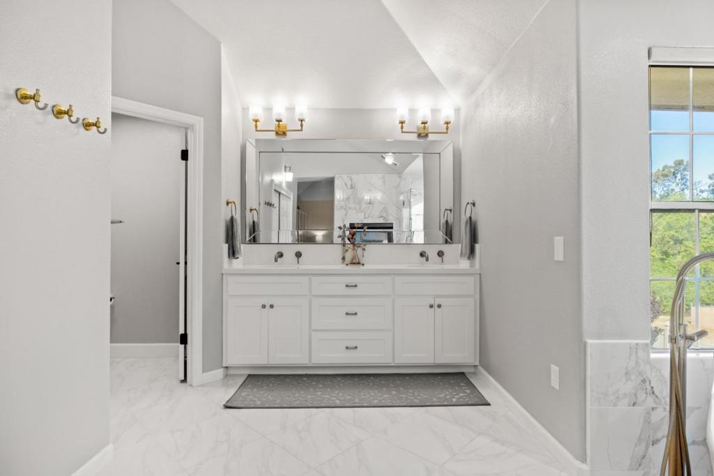 14390 Mountain Quail Road Property Photo 30