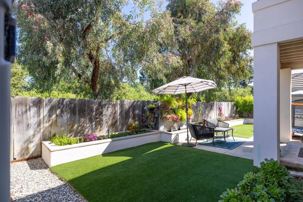 14390 Mountain Quail Road Property Photo 50