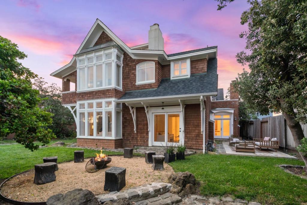 85 Clarendon Road Property Photo 1
