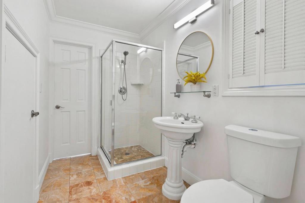 85 Clarendon Road Property Photo 43