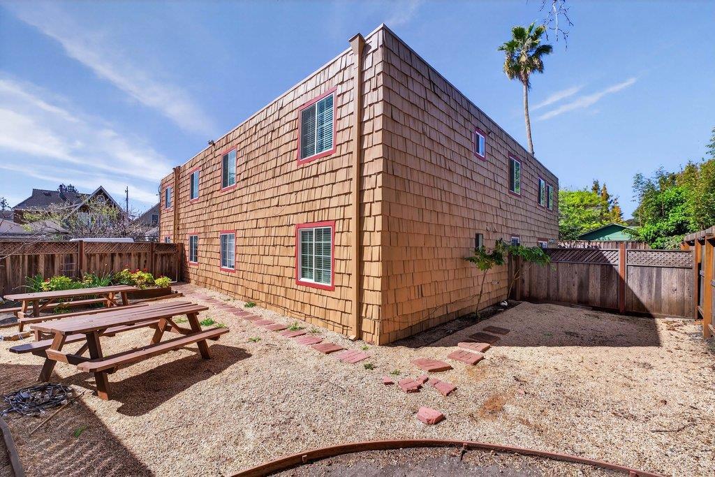 817 California Street Property Photo 8