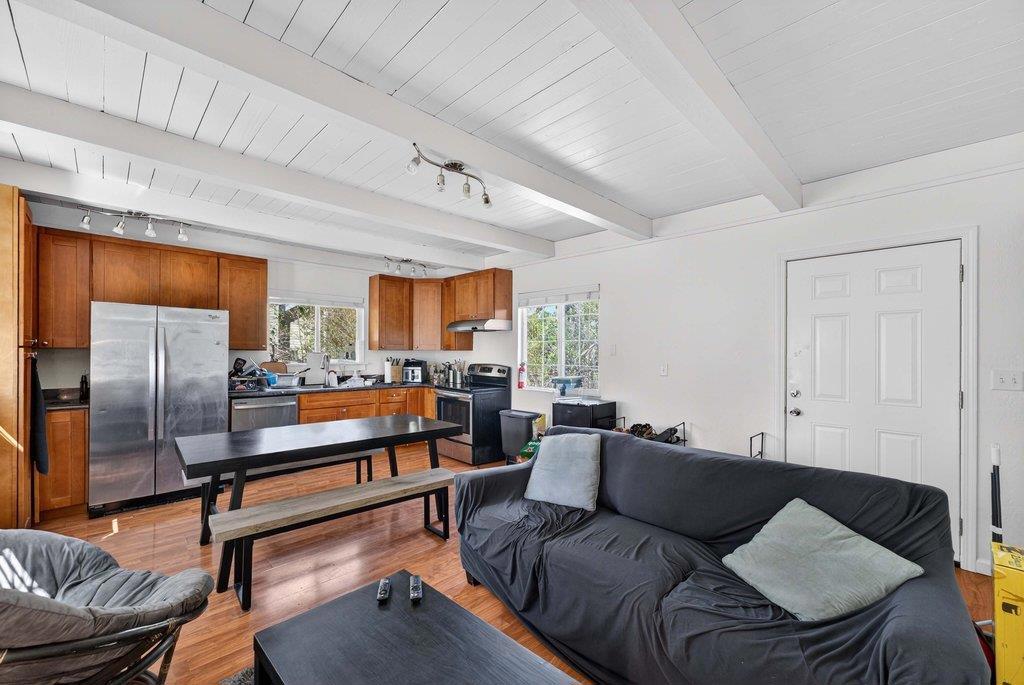 817 California Street Property Photo 15