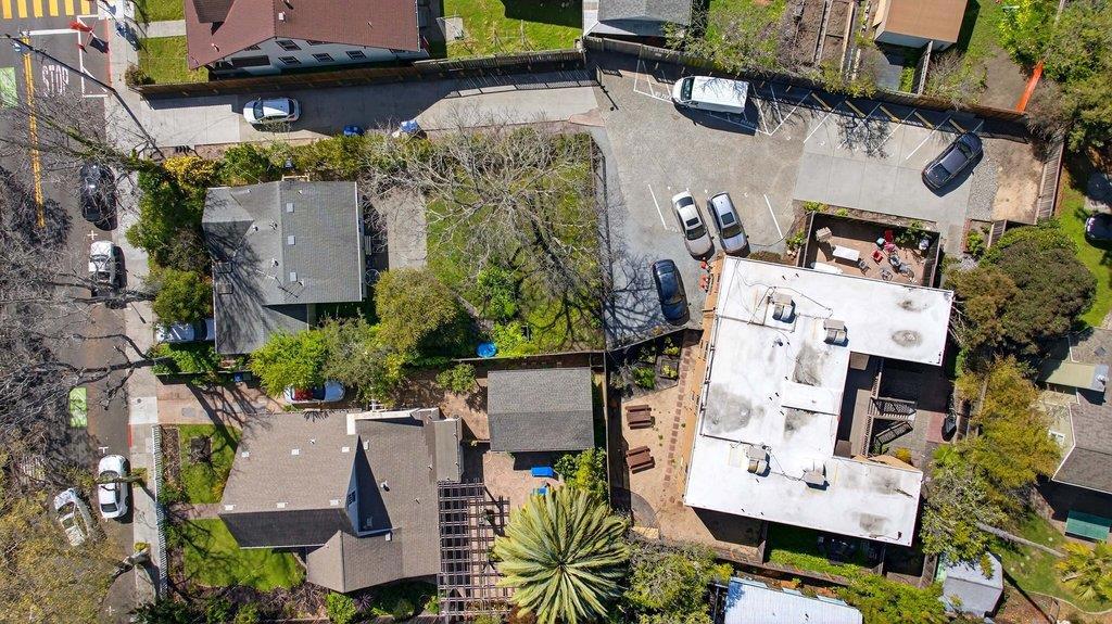 817 California Street Property Photo 26