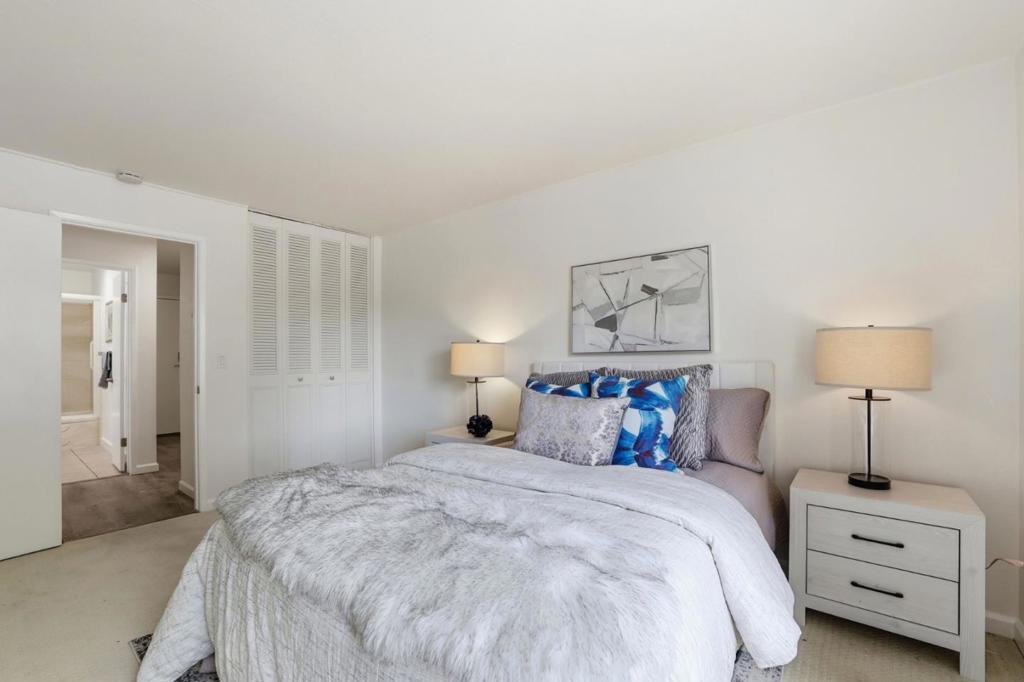 1730 Halford Avenue 247 Property Photo 21