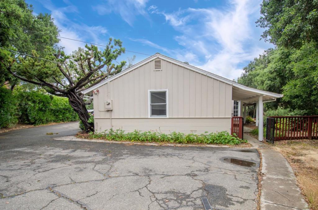 18627 Ambleside Lane Property Photo 11